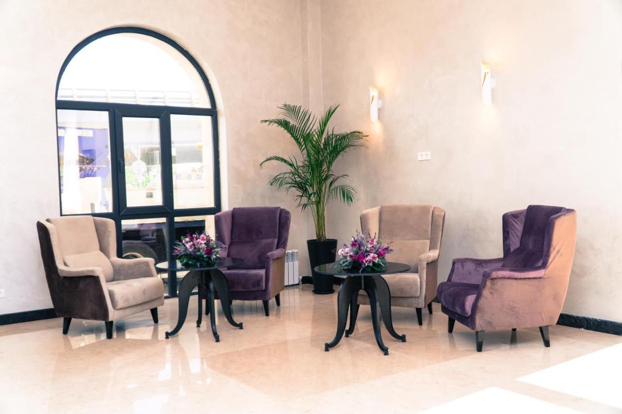 East Palace Hotel 阿拉木图 外观 照片