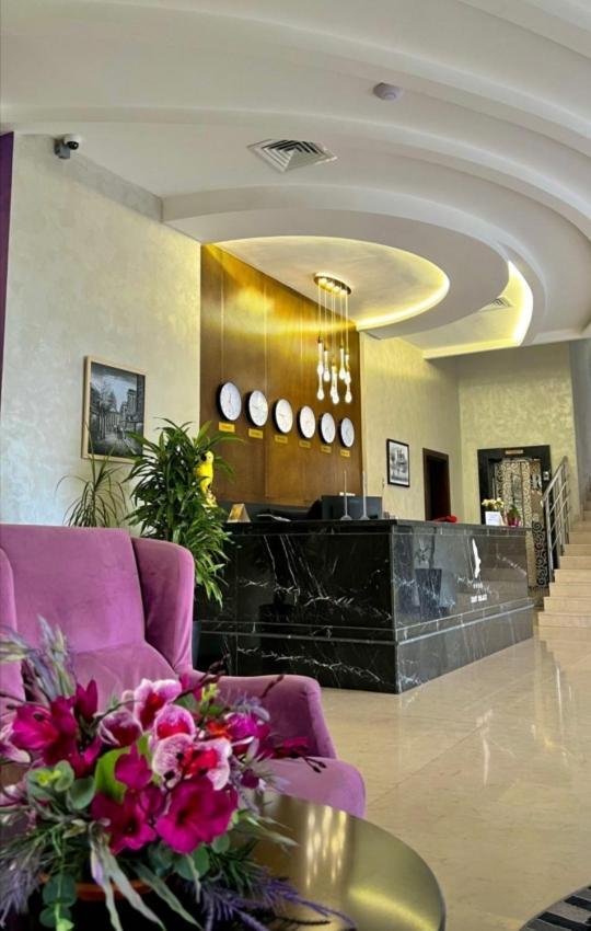 East Palace Hotel 阿拉木图 外观 照片