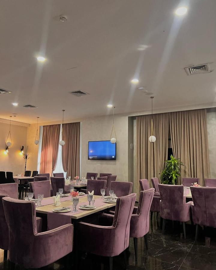 East Palace Hotel 阿拉木图 外观 照片